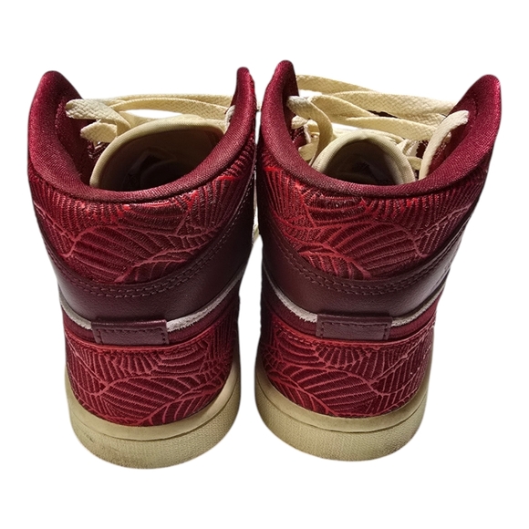 Nike Women's Air Jordan 1 Mid Retro Tiki Leaf Red Sail Size 7.5 READ DESC - Picture 2 of 8